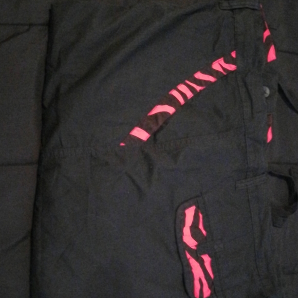 Short - Picture 3 of 3